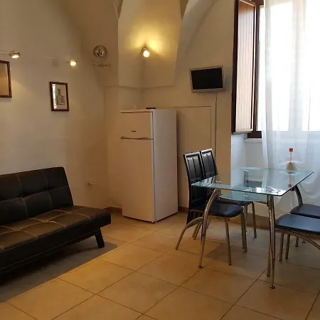 Calì Nitta Storic-2
